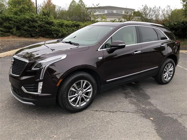 used 2021 Cadillac XT5 car, priced at $28,803