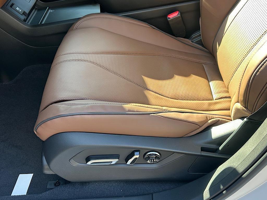 new 2025 Acura RDX car, priced at $54,400