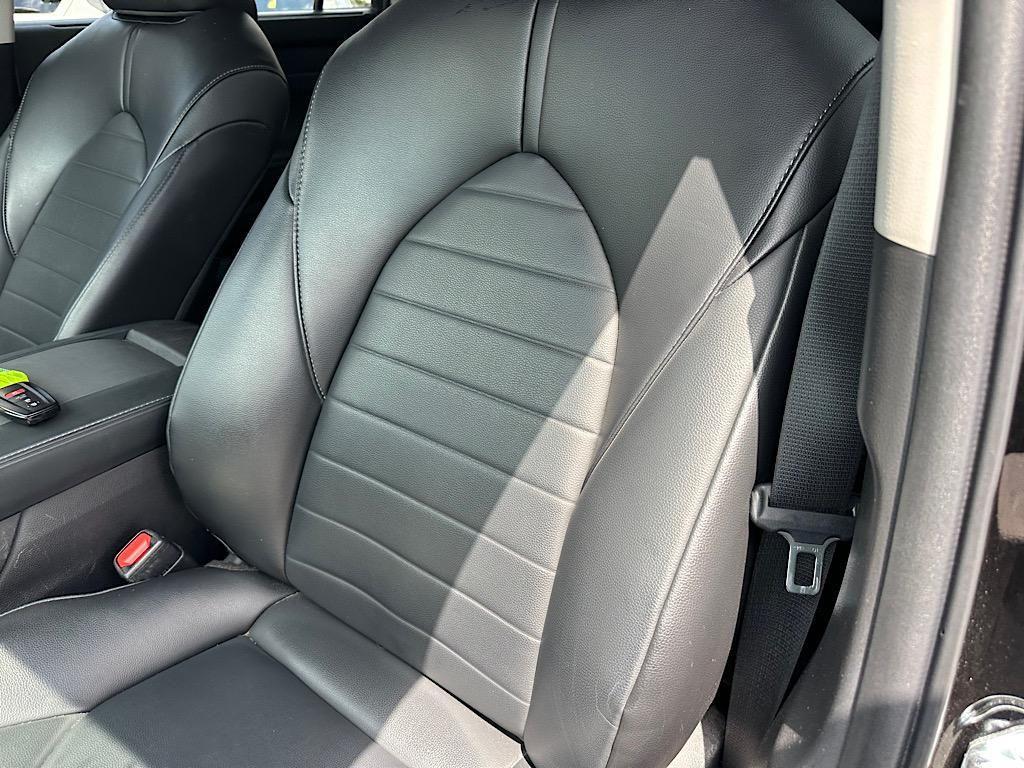 used 2023 Toyota Highlander car, priced at $37,999