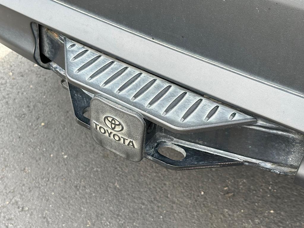 used 2023 Toyota Highlander car, priced at $37,999