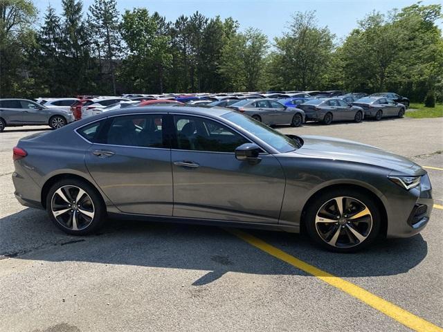 new 2025 Acura TLX car, priced at $47,195