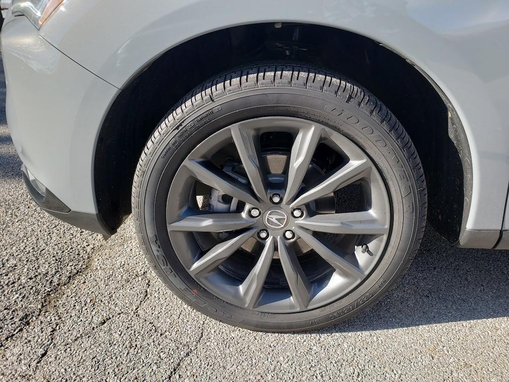 new 2026 Acura RDX car, priced at $52,650