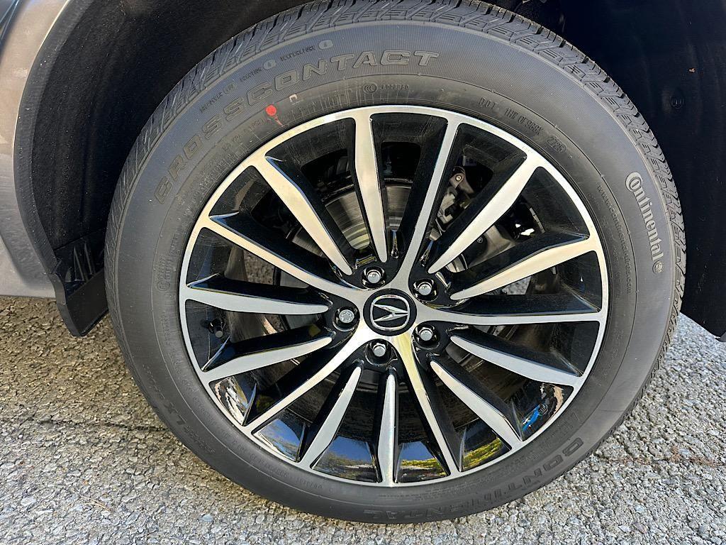 new 2026 Acura RDX car, priced at $54,800