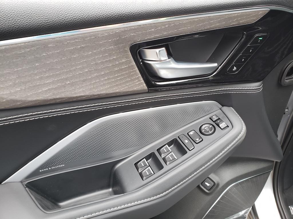 new 2026 Acura MDX car, priced at $68,250