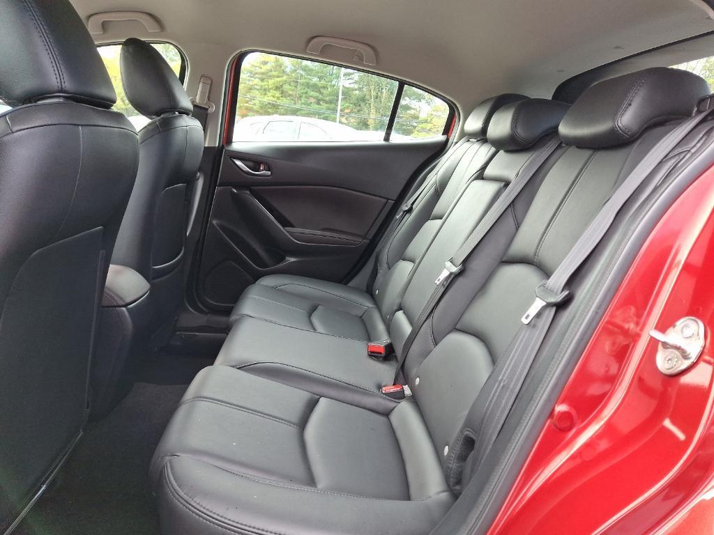 used 2018 Mazda Mazda3 car, priced at $10,989