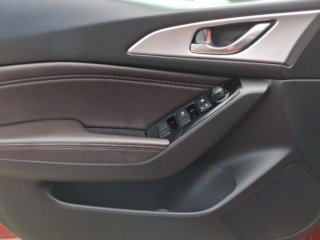 used 2018 Mazda Mazda3 car, priced at $10,989