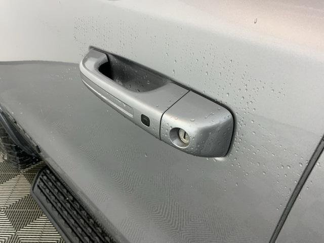 used 2021 Ram 1500 car, priced at $46,472