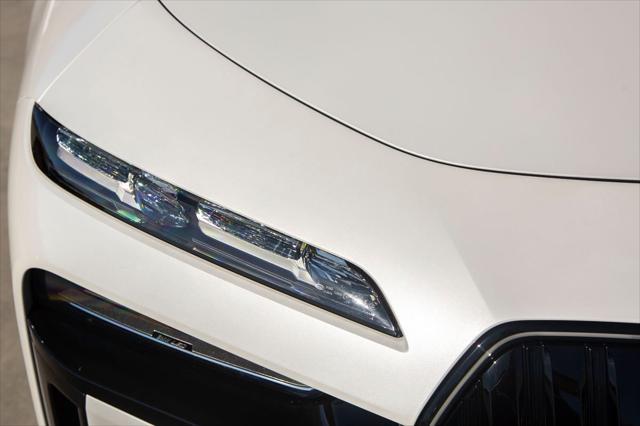 new 2025 BMW 760 car, priced at $132,350