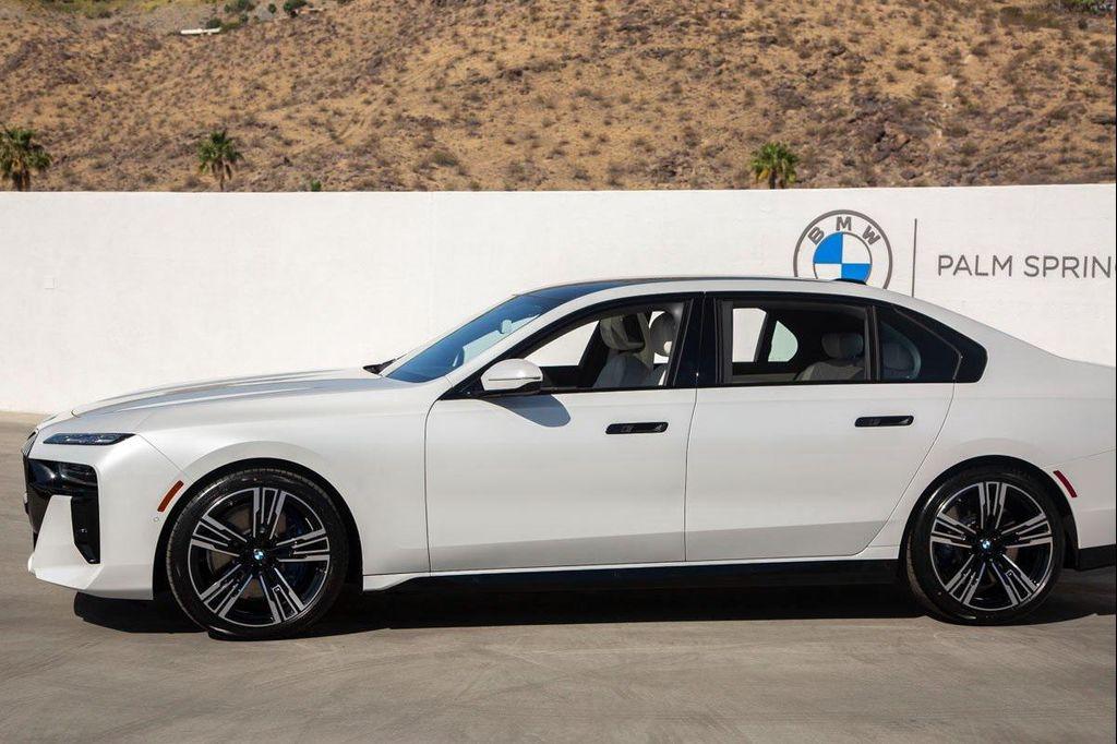 new 2025 BMW 760 car, priced at $132,350