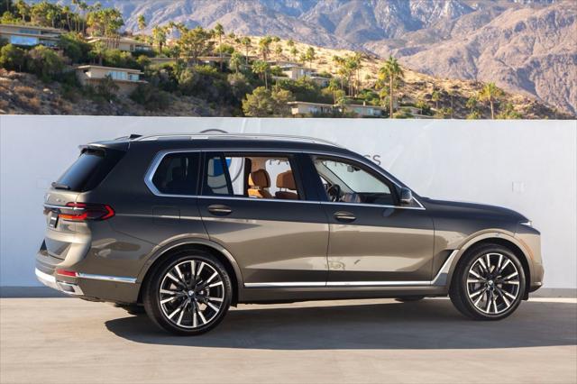 new 2025 BMW X7 car, priced at $93,040