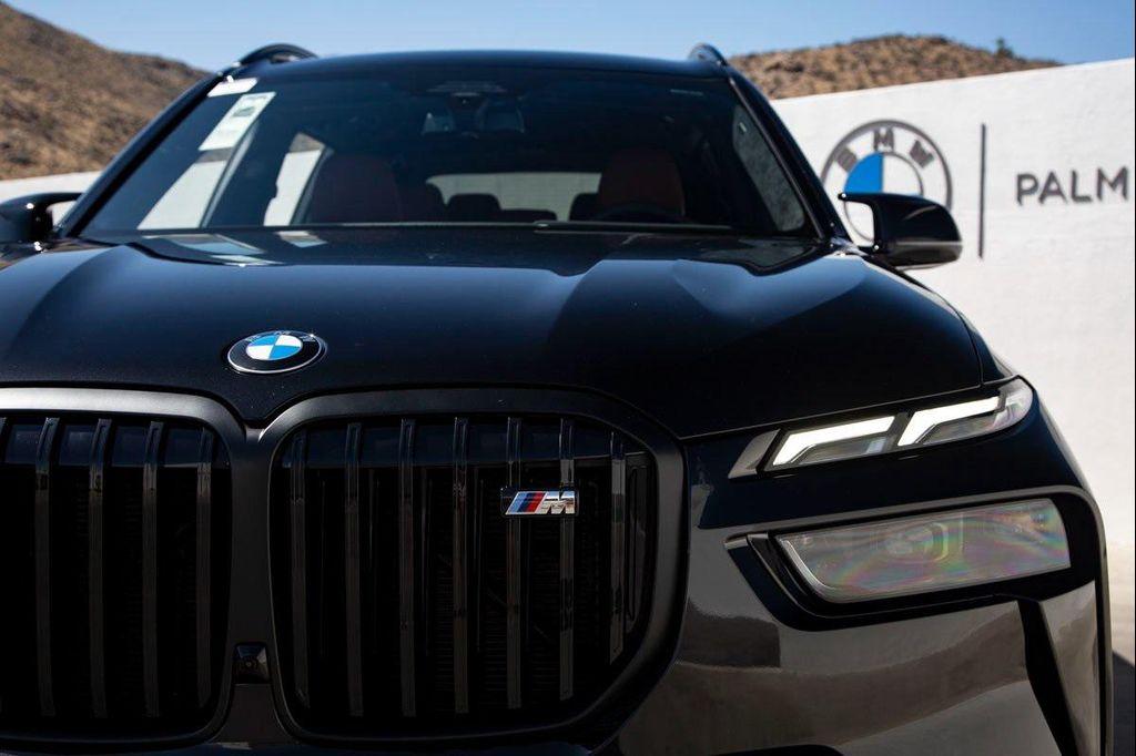 new 2026 BMW X7 car, priced at $122,570
