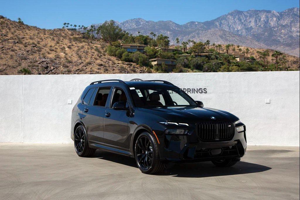 new 2026 BMW X7 car, priced at $122,570
