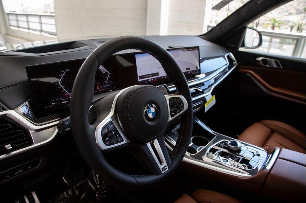 new 2026 BMW X7 car, priced at $122,570