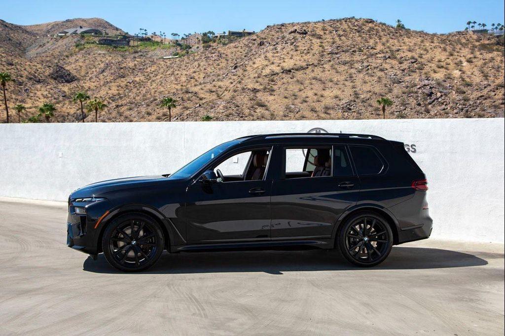 new 2026 BMW X7 car, priced at $122,570