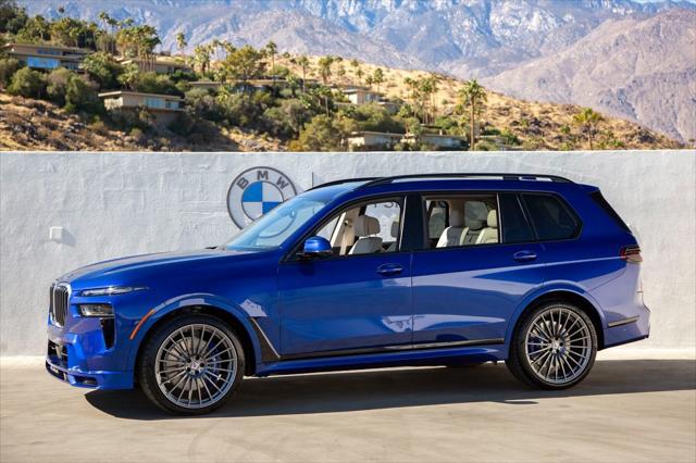 new 2025 BMW X7 car, priced at $158,295