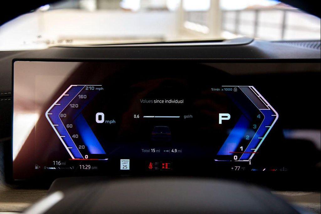 new 2025 BMW X7 car, priced at $158,295