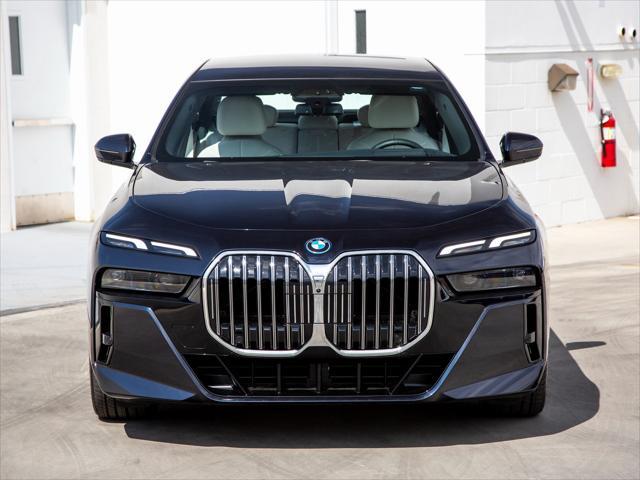 new 2024 BMW 750e car