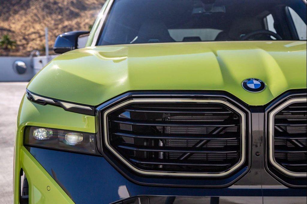 new 2025 BMW XM car, priced at $186,175