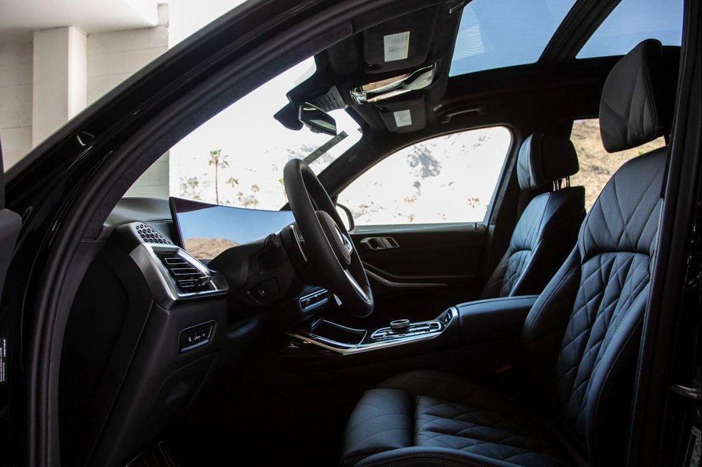 new 2026 BMW X7 car, priced at $102,445
