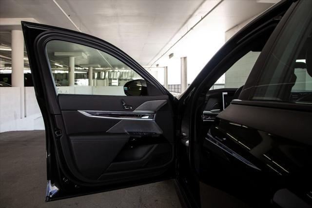new 2025 BMW 760 car, priced at $132,350