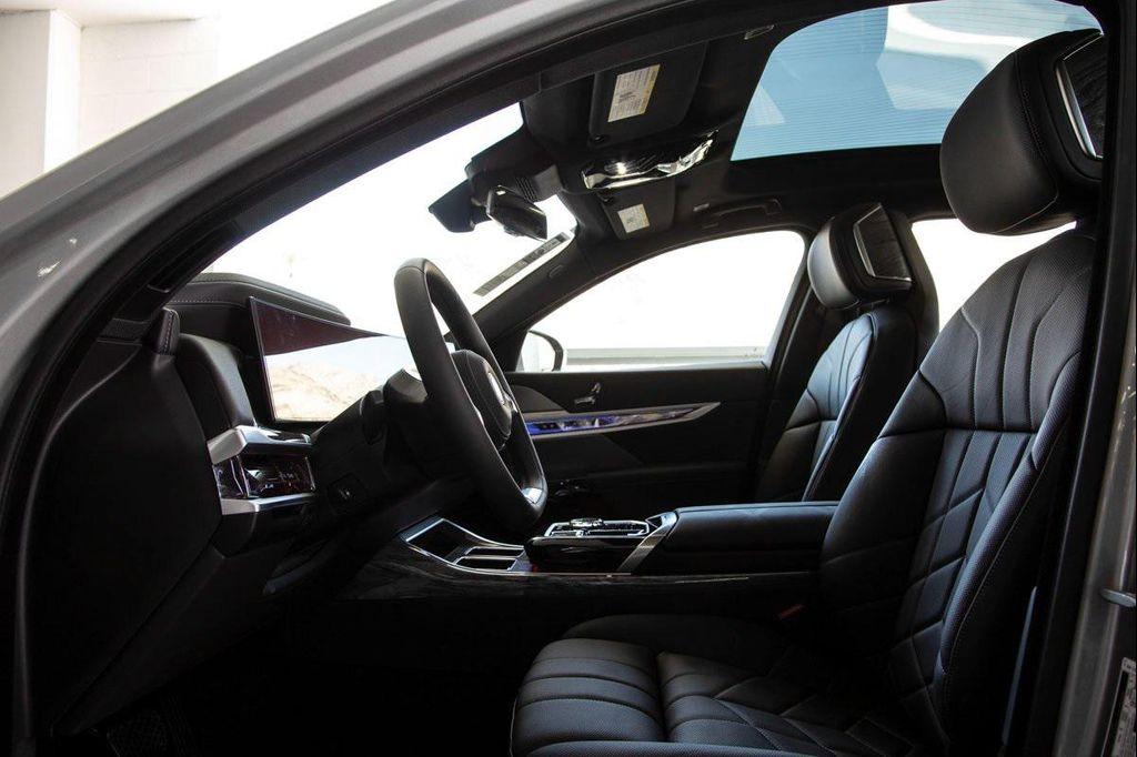 new 2025 BMW i7 car, priced at $129,350