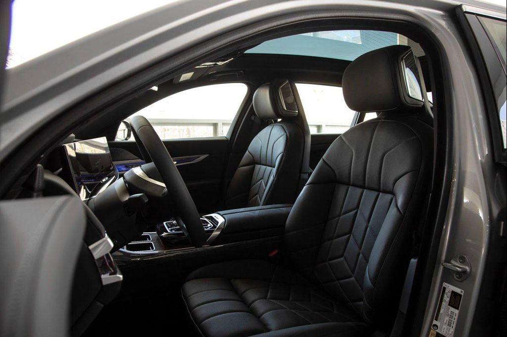 new 2025 BMW i7 car, priced at $129,350