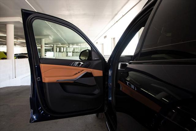 new 2026 BMW X7 car, priced at $99,655