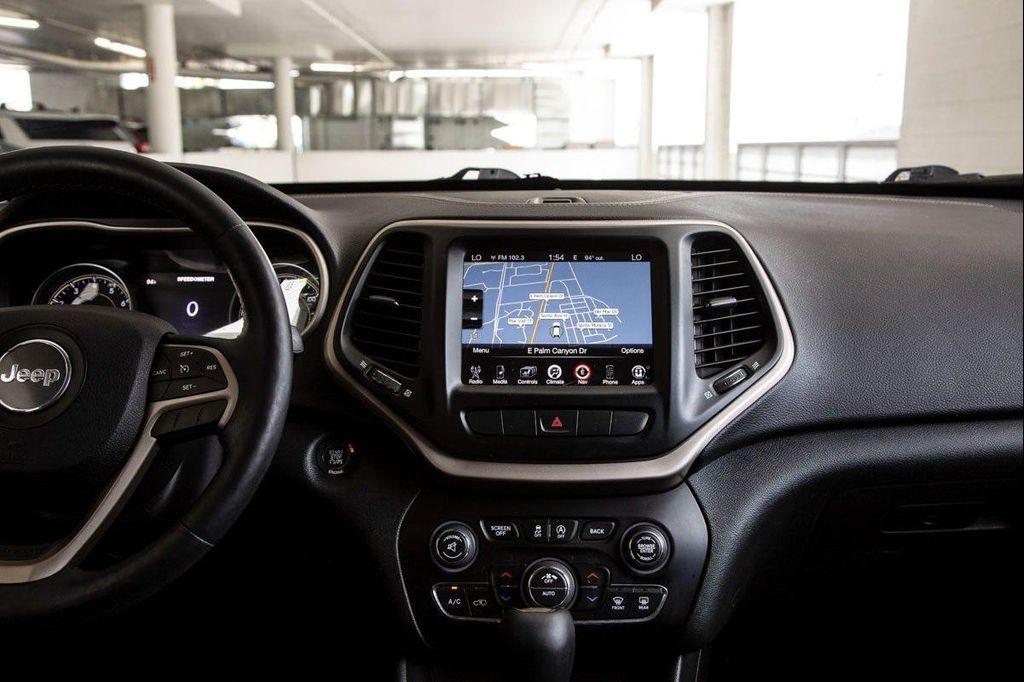 used 2015 Jeep Cherokee car, priced at $10,988