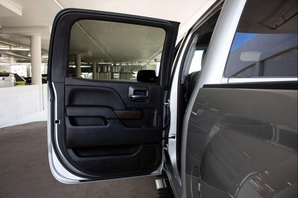 used 2018 GMC Sierra 1500 car, priced at $31,388