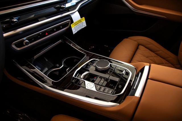 new 2025 BMW X7 car, priced at $93,800