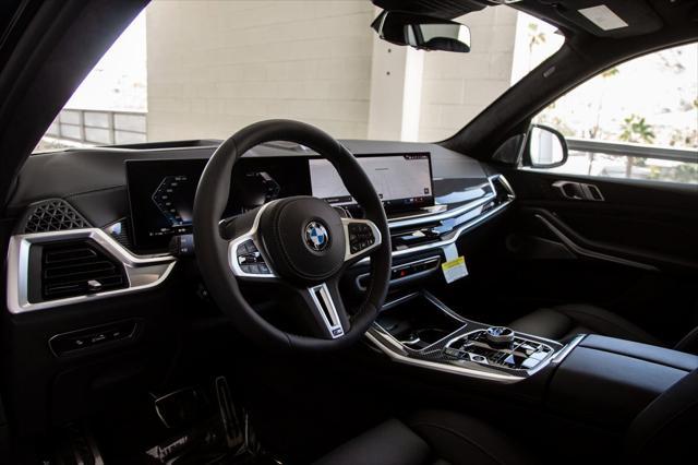 new 2025 BMW X7 car, priced at $123,275
