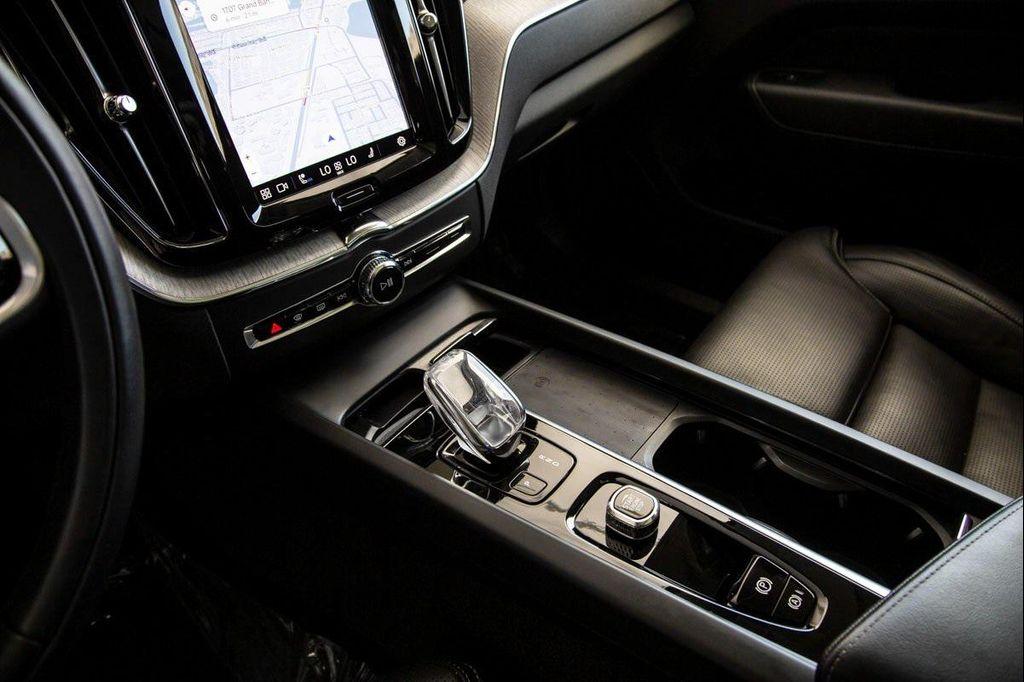 used 2022 Volvo XC60 Recharge Plug-In Hybrid car, priced at $35,988