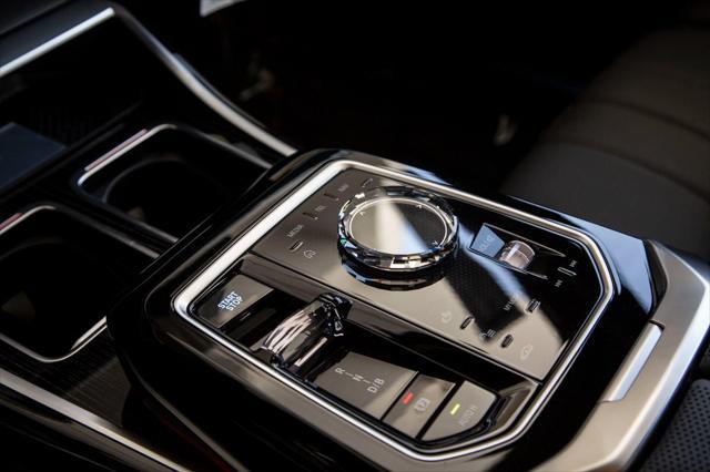 new 2025 BMW i7 car, priced at $133,975