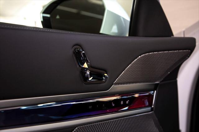 new 2025 BMW i7 car, priced at $133,975