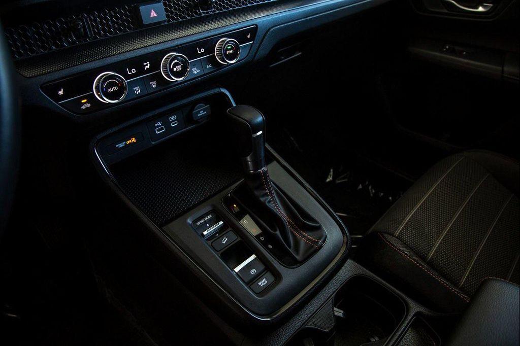 used 2024 Honda CR-V Hybrid car, priced at $32,988