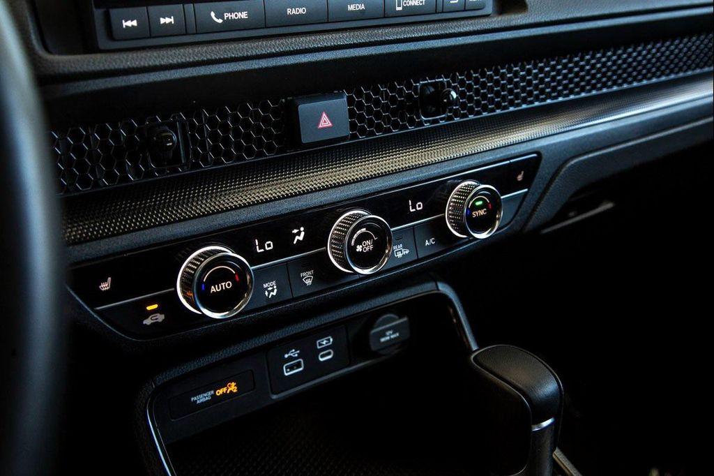 used 2024 Honda CR-V Hybrid car, priced at $32,988