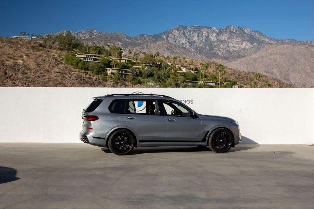 new 2026 BMW X7 car, priced at $127,325
