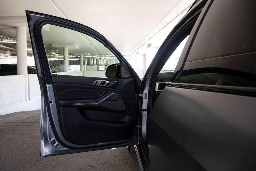 new 2026 BMW X7 car, priced at $127,325