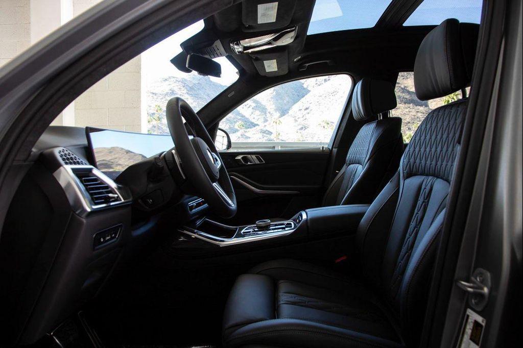 new 2026 BMW X7 car, priced at $127,325