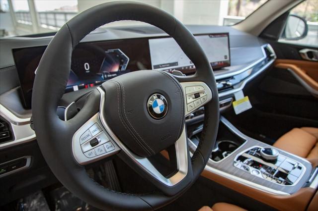 new 2025 BMW X7 car, priced at $90,975