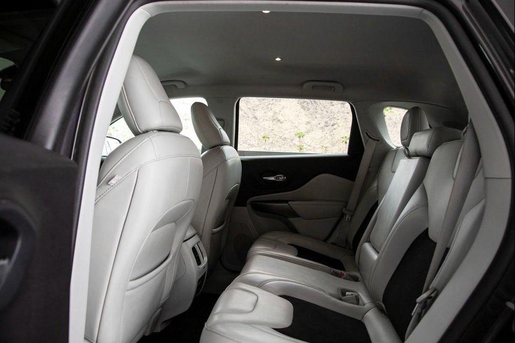 used 2020 Jeep Cherokee car, priced at $20,288