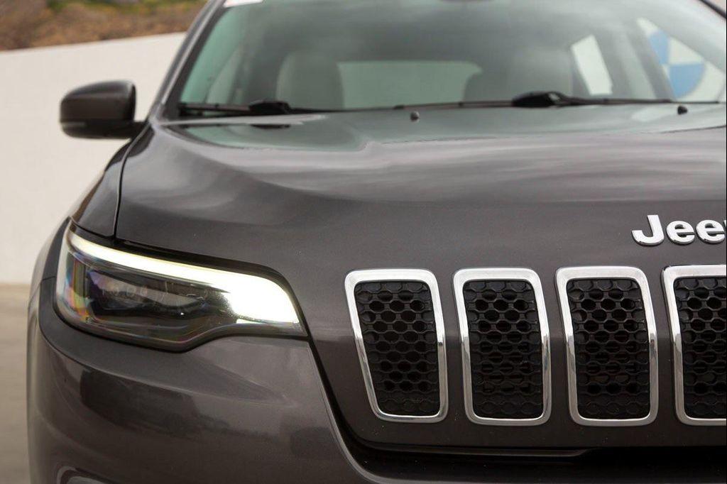 used 2020 Jeep Cherokee car, priced at $20,288