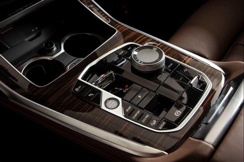 new 2026 BMW X7 car, priced at $121,575