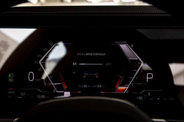 new 2025 BMW 760 car, priced at $135,075