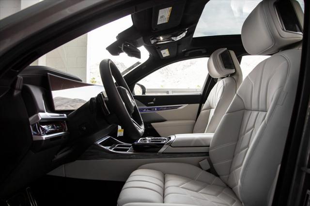 new 2025 BMW 760 car, priced at $135,075