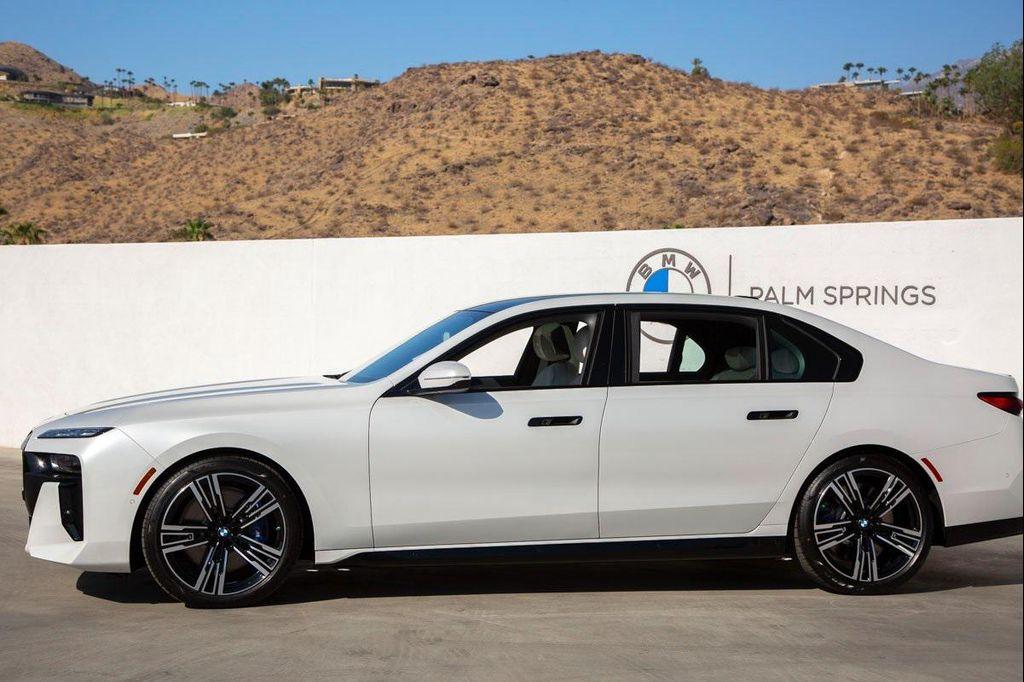 new 2025 BMW 760 car, priced at $132,350