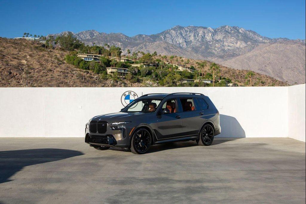 new 2026 BMW X7 car, priced at $124,055