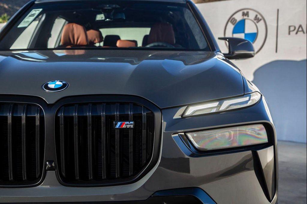 new 2026 BMW X7 car, priced at $124,055