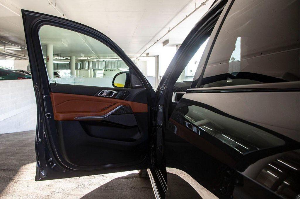 new 2026 BMW X7 car, priced at $124,055