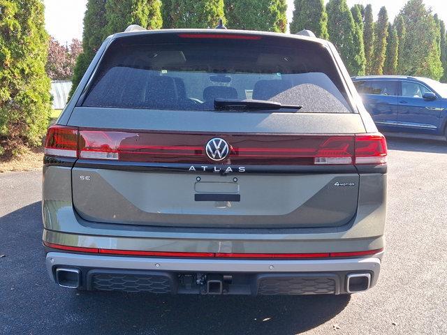 new 2024 Volkswagen Atlas car, priced at $42,628